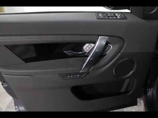 Land Rover Discovery Sport p270e phev 269ch s adventure edition 2025 — photo 18