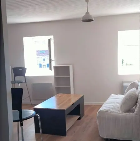 Studio meublé sur Chomerac