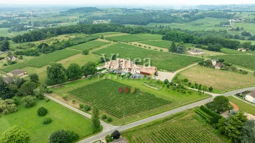 Propriété 420 m²
