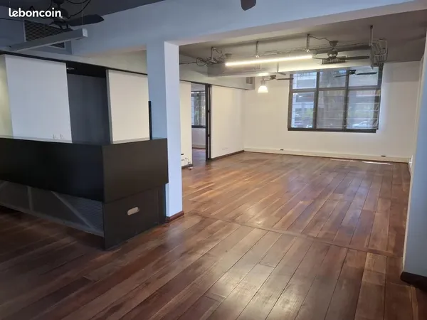 Bureaux 204 m²