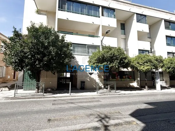 Local professionnel 49 m²