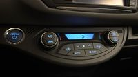 Toyota Yaris HSD 100h Dynamic 5p — photo 26