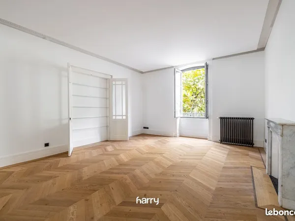 Appartement 5 pièces 170 m²