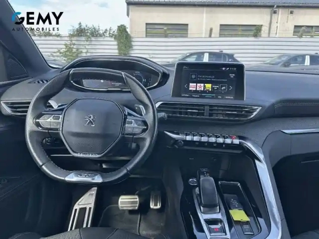 Peugeot 3008 hybrid 225 e-eat8 — photo 8