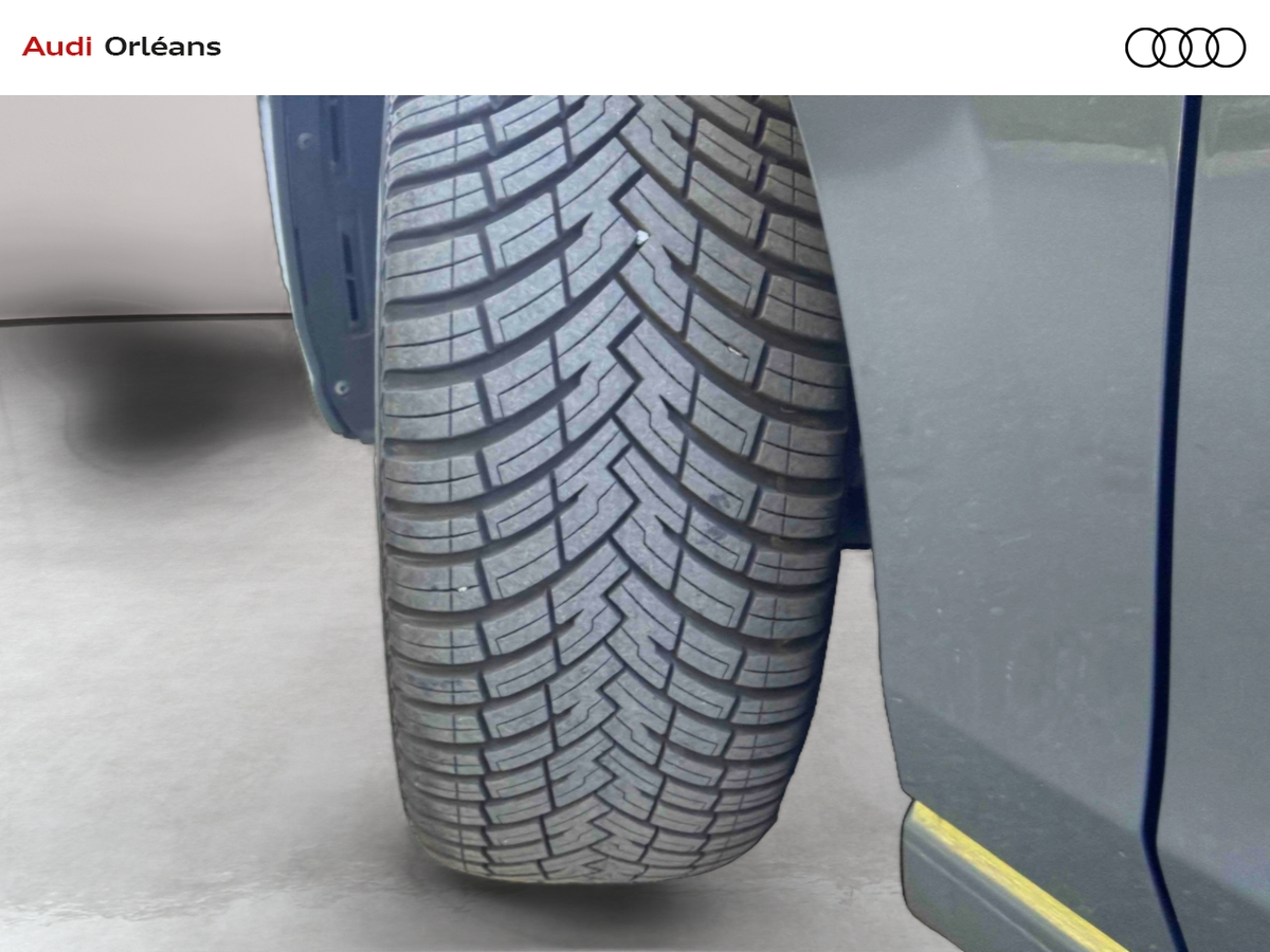 Volkswagen Golf 1.5 eTSI EVO2 116 DSG7 — photo 9
