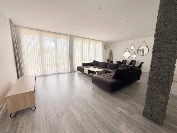 Une vue dégagée avec un volume confortable
