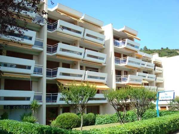 REF 033 GARAGE PRIVATIF QUARTIER PETITE PROVENCE