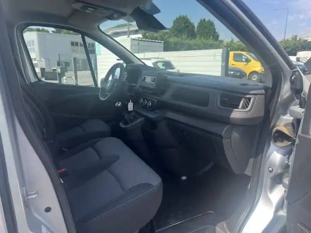 Renault Trafic fgn l1h1 2800 kg blue dci 110 — photo 14