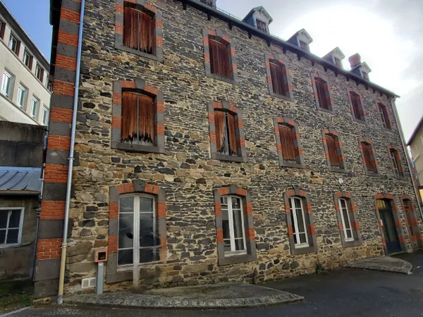 Immeuble 16 pièces 380 m²