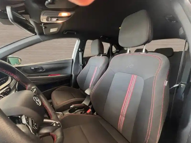 Hyundai I20 1.0 t-gdi 100 dct-7 hybrid 48v — photo 9