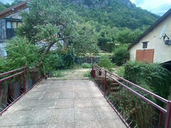 Location appartement meublé 92m2