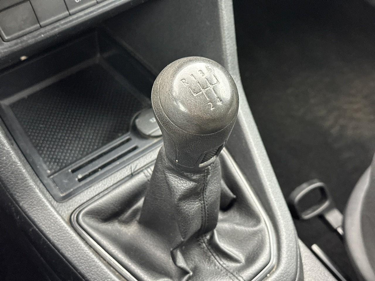 Volkswagen Caddy van 2.0 tdi 75 bvm5 business line — photo 29