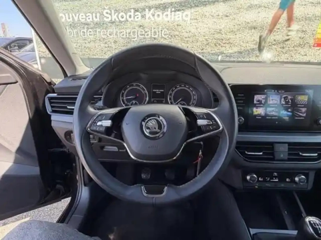 Skoda Kamiq 1.0 tsi evo 110ch ambition — photo 11