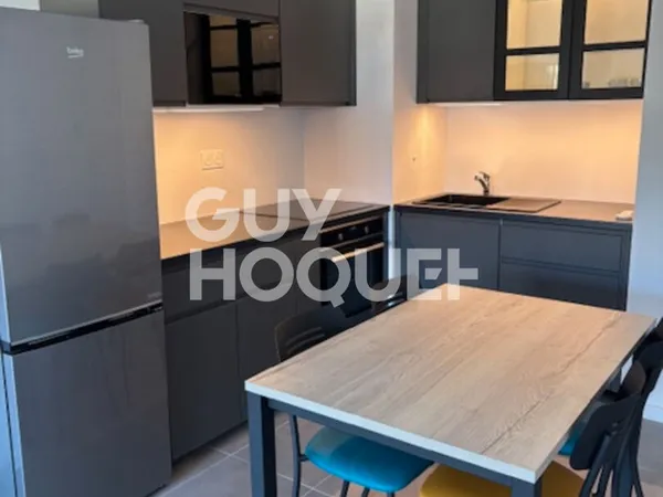 DEUX PIECES MEUBLE - Résidence Neuve