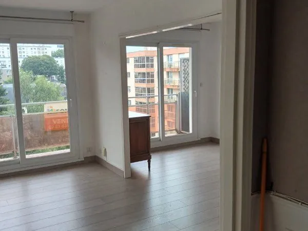 T5 94m2 proche centre ville