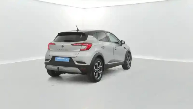 Renault Captur e-tech plug-in 160 - 21 — photo 14