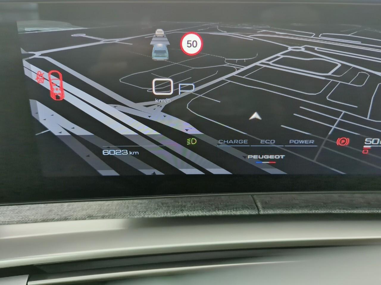 Peugeot 5008 hybrid 145 ch e-dcs6 allure — photo 23