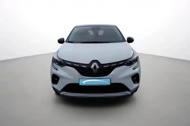 Renault Captur mild hybrid 140 — photo 13