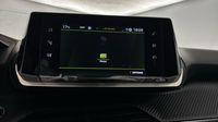 Peugeot 2008 1.2 PureTech 130ch S&S Allure Pack — photo 18