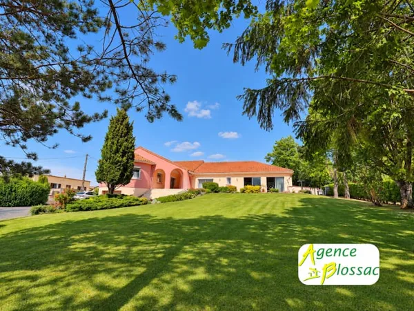 Maison 6 pièces 223 m²