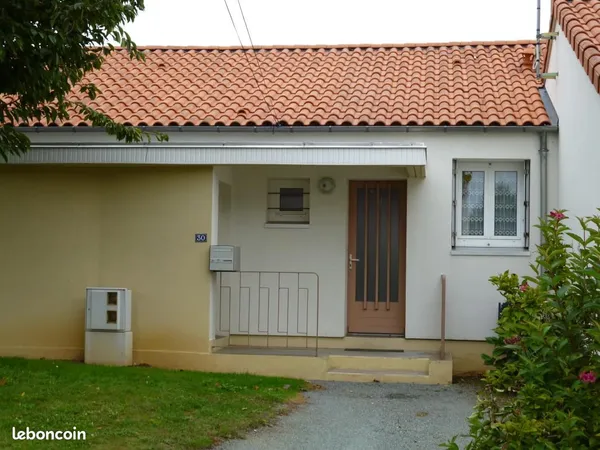 Pavillon 38 m² Saint Pierre Montlimart