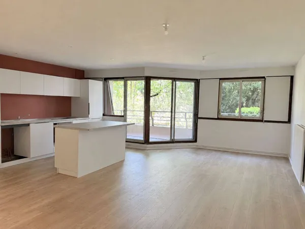 Appartement 4 pièces 82 m²