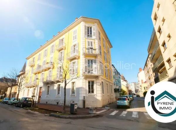 Appartement de caractère 5 pièces 142m²