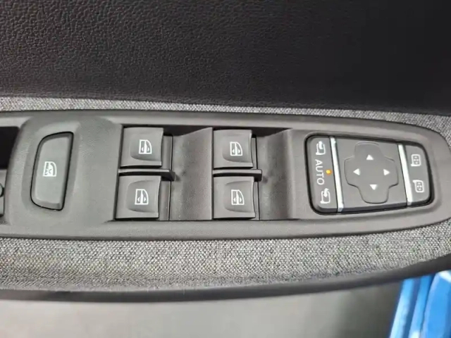 Renault Zoé zoe r110 — photo 33