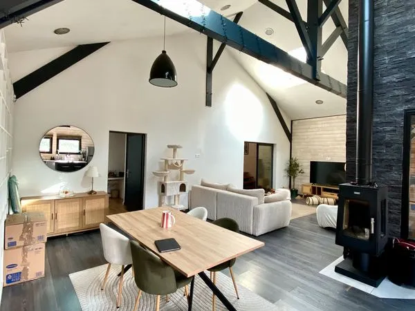 Bègles - Maison de ville type loft avec garage