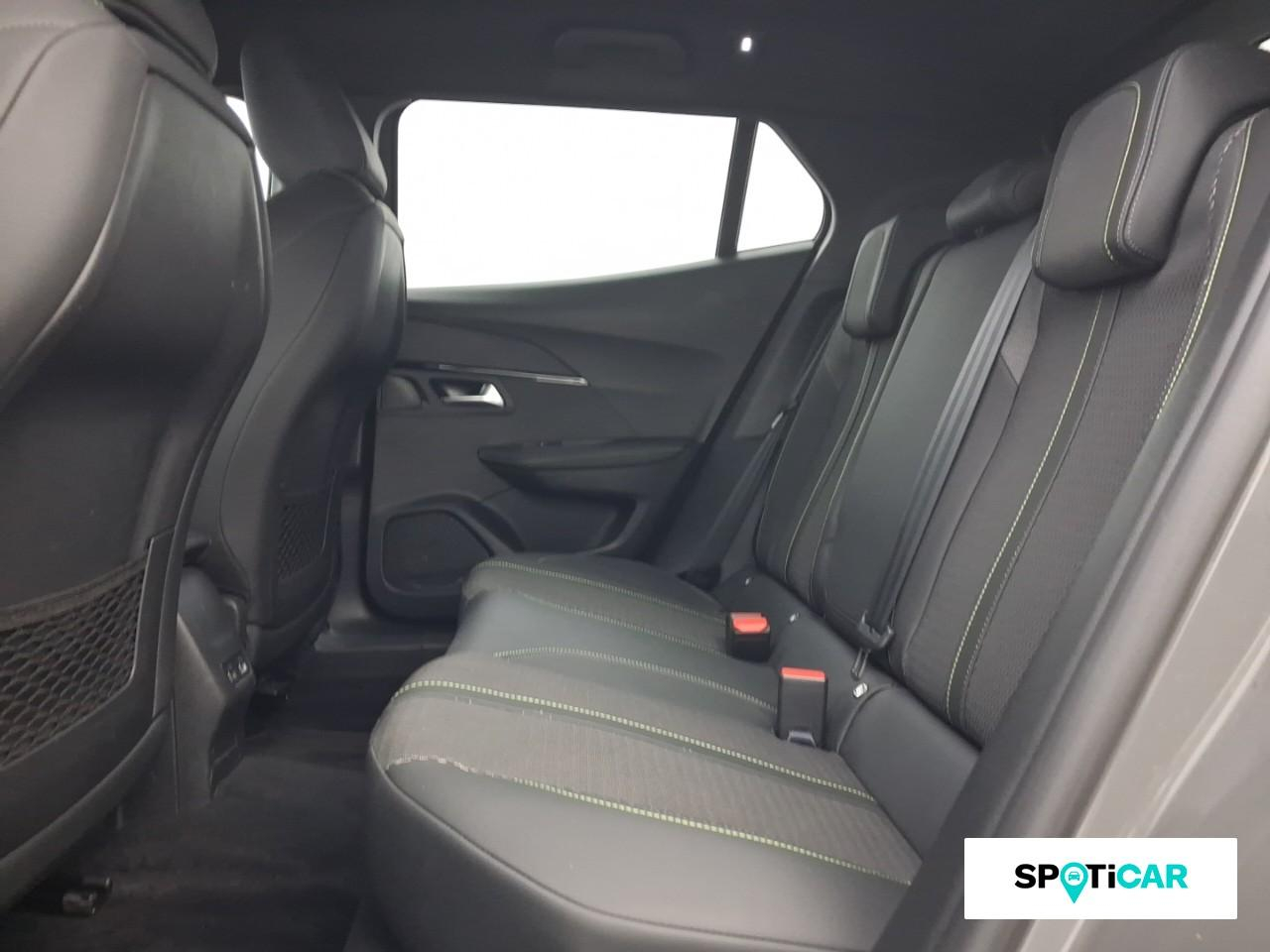 Peugeot 2008 1.2 puretech 130ch s&s gt eat8 — photo 10
