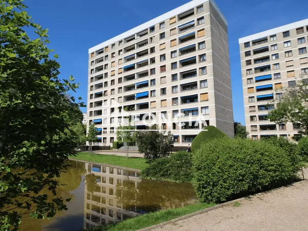 Meudon-La-Forêt Appartement 4 pièces à vendre