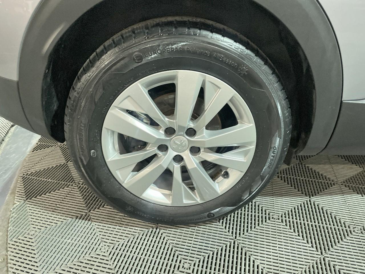 Peugeot 3008 puretech 130ch s&s bvm6 style — photo 16