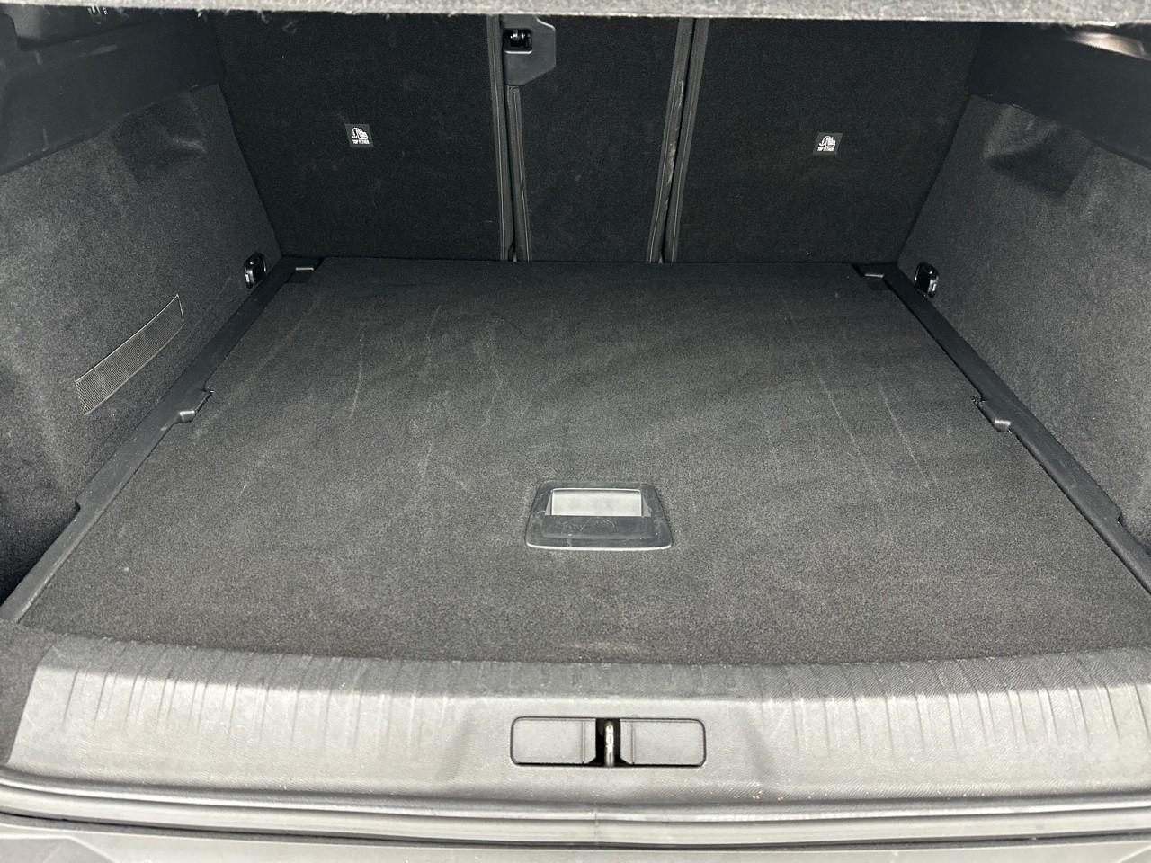 Peugeot 3008 hybrid 145 e-dcs6 gt — photo 6