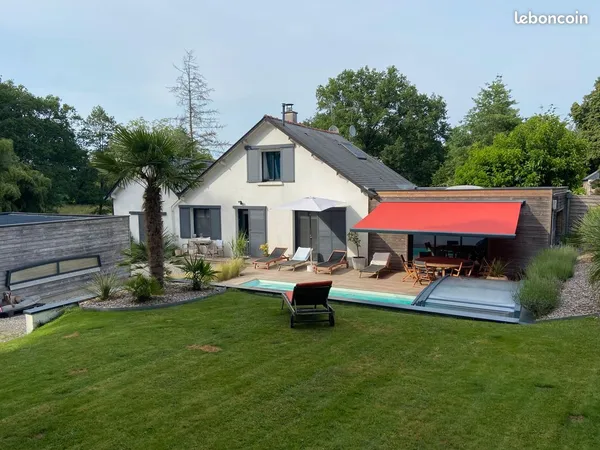 Maison contemporaine 140 m² - 3 ch - Piscine, garage & carport