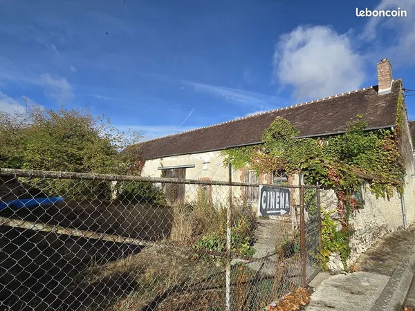 Local 190 m² MONS EN MONTOIS