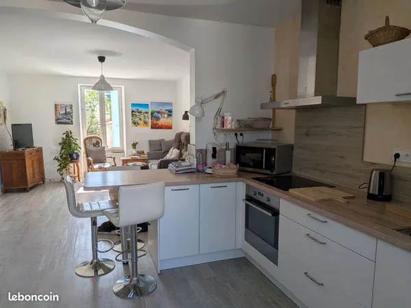 Location charmante maison Castres