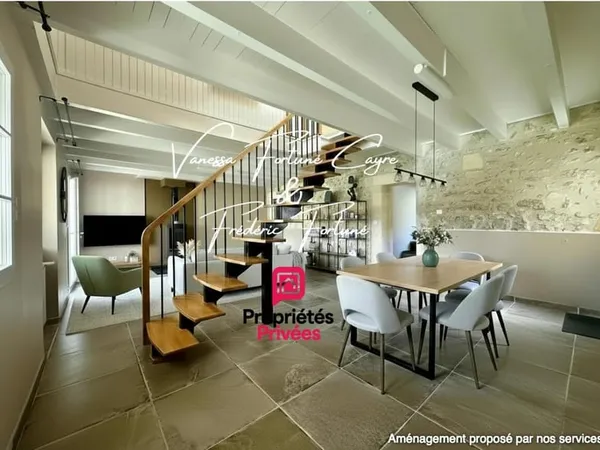 Coup de coeur Blanquefort (Caychac) : Maison en pierre de 1864, piscine & revenus solaires !