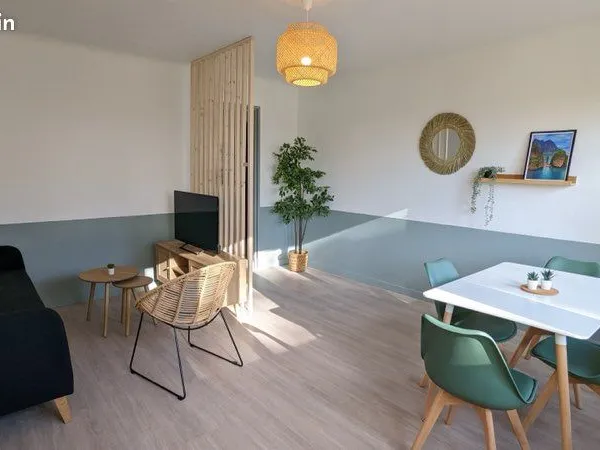 Chambre en Colocation cosy à 7 min de l'université de Pau - Vue Pyrénées & cadre verdoyant