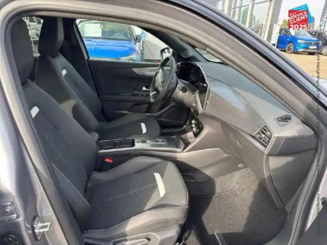 Opel Mokka electric 156ch gs — photo 9