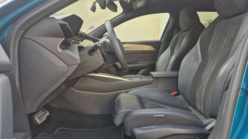 Peugeot 408 1.6 THP 225 Hybrid e-EAT8 - GT – 2022 – 58085 km – Hybride rechargeable – Boîte Automatique — photo 32