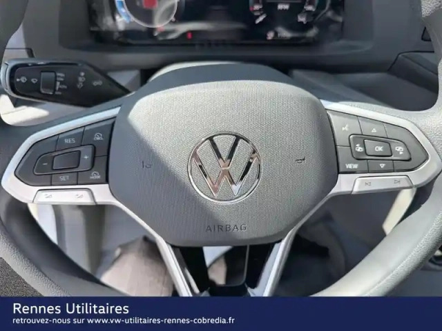 Volkswagen Crafter fg 30 l3h3 2.0 tdi 140ch business traction — photo 14