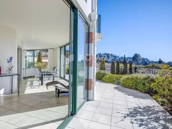 Appartement dans un domaine sécurisé - Royal Mougins Golf