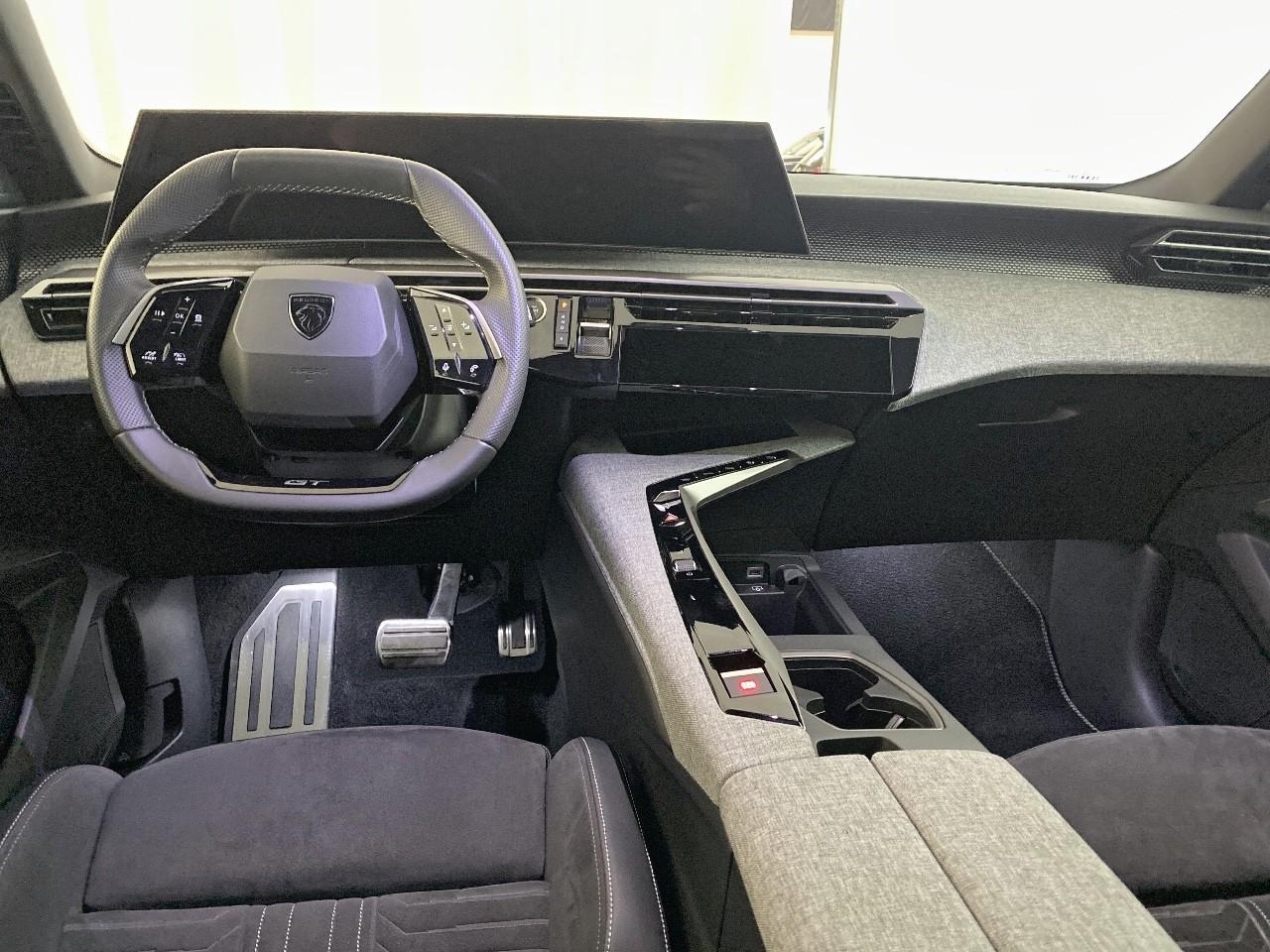 Peugeot 3008 plug-in hybrid 195 e-dcs7 gt — photo 8