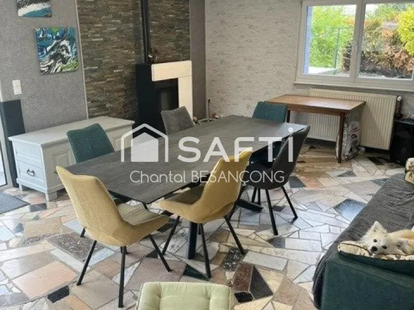 Maison familiale - beaux volumes - 5 chambres - beau terrain 1325m²