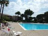 2 pièces st Raphael, location à l'année, + piscine, parking+ eau, chauffage, électricité incluses