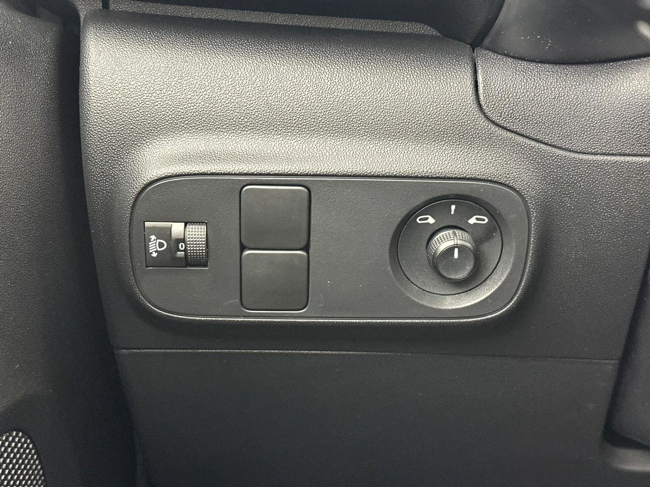 Citroën C3 puretech 83 ch bvm5 plus — photo 16