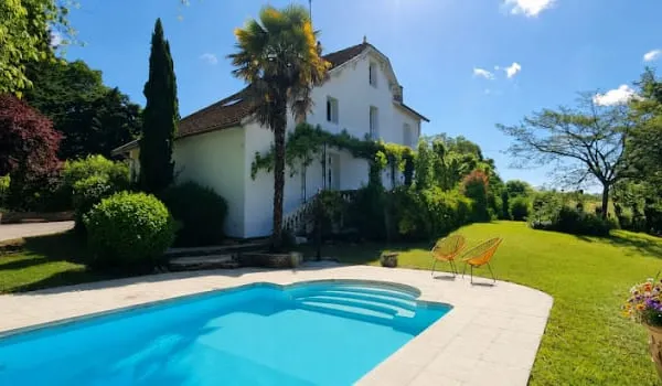 Maison 7 pièces 180 m²