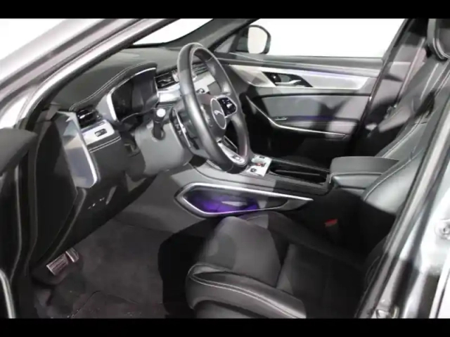 Jaguar F-Pace p400e plug-in-hybrid r-dynamic se bva8 awd — photo 41