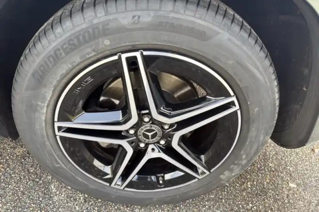 Mercedes Gle 300 d 9g-tronic 4matic — photo 12