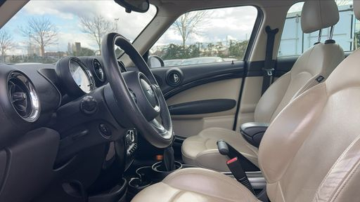 Mini Countryman 1.6 Cooper S 184 - S – 2014 – 159510 km – Essence – Boîte Manuelle — photo 12
